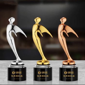 ADL Golden Resin Crystal Glass Factory Wholesales Trophy Awards High-Quality Made in China for Business Gifts