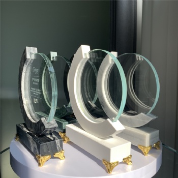 ADL New Design Round Crystal Glass Award Trophy with Green Black White Stone Base with Metal