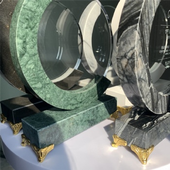 ADL New Design Round Crystal Glass Award Trophy with Green Black White Stone Base with Metal