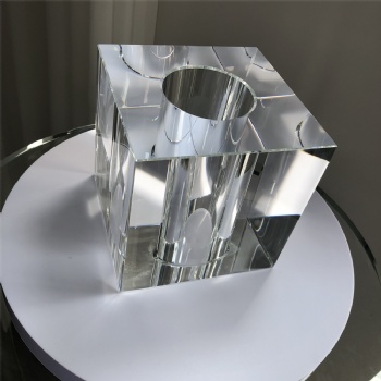 ADL 150*150*150 mm Cubes Crystal Glass Cubes with the Hole Customized Size High-Quality with Logo Laser or Words