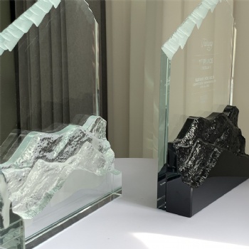 ADL New Design Mountain Peak Black White Crystal Glass Award Trophy with Stone Base for the First One Trophy