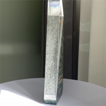 ADL Crystal Glass Trophy with Green Stone New Design Trophy with Customized Logo or Words for Events Gifts