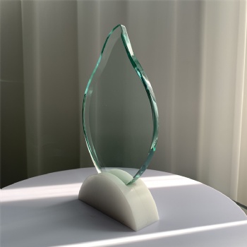 ADL New Design 2023 K9 High-Quality Wholesale Clear Crystal Glass Trophy Awards Leaf Shape with Stone Base