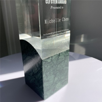 ADL New Design 2023 Crystal Glass Awards Trophies with Green Stone Base for High-Quality Gifts