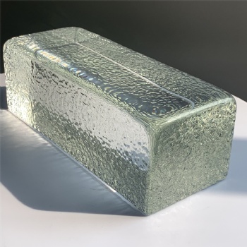 70*80*200mm High-Quality Hot Melt Clear White Crystal Glass Brick Building Hotel or House Home Decoration