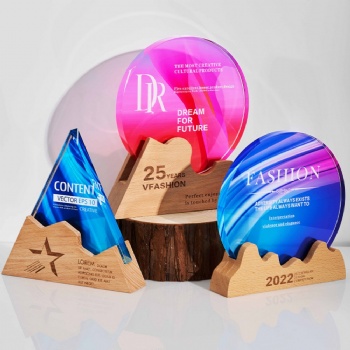 ADL 2023 New Design Crystal Glass Trophy with Wooden Base with Colorful Background Customized Logo and Words