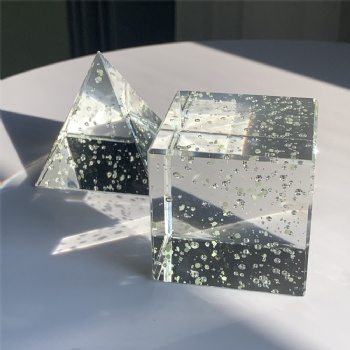 ADL High Quality New Design Crystal Glass Cubes Luminous Ornaments Pyramid for Souvenir Gifts