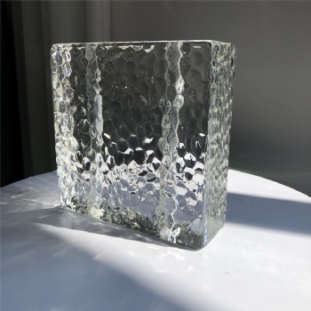 150*150*50mm New Design Stone Pattern Clear White Transparent Crystal Glass Brick Blocks with Holes