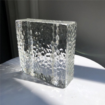 150*150*50mm New Design Stone Pattern Clear White Transparent Crystal Glass Brick Blocks with Holes