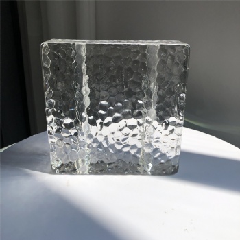 150*150*50mm New Design Stone Pattern Clear White Transparent Crystal Glass Brick Blocks with Holes