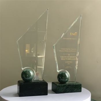 ADL 2024 New Design Marble Crystal Glass Trophy Awards with Stone Base Customized Logo Words Ball Trophy Awards for Business