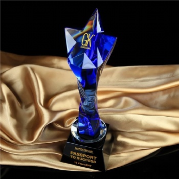 ADL High-Quality Crystal Glass Star Trophy Crystal Crafts Awards for Business Gifts Engraving Crystal Trophy from Europe