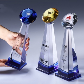 Customized Business Gifts Diamond Shaped Crystal Glass Trophy for souvenir gifts