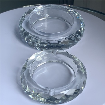 Customization Engraving Logo Crystal Glass Ash Tray Round Shape Crystal Glass Ashtray