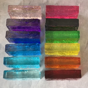 ADL Hot-Melt Solid Painted Color Pattern Crystal Glass Bricks Block for Buildings Wall Glass Block for Home House Decoration