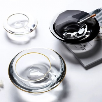 Custom Creative Design Decorative Cigarette and Cigar Ashtray Crystal Coated Glass round Design