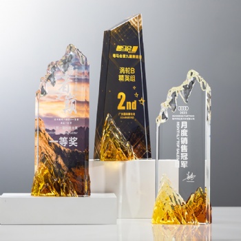 New Design High Quality Creative Color Printing Award Crystal Glass Trophy Business Gift Plaque Mountain Peak Design