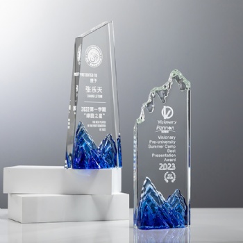New Design High Quality Creative Color Printing Award Crystal Glass Trophy Business Gift Plaque Mountain Peak Design