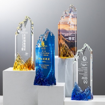 New Design High Quality Creative Color Printing Award Crystal Glass Trophy Business Gift Plaque Mountain Peak Design