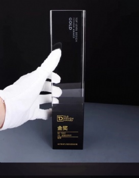 Custom Engraved Logo Premium Crystal Glass Trophies for Awards Events for Souvenir Gifts