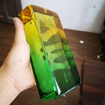 ADEL Flat Solid Glass Blocks Hot-Melt Painted Custom Thickness for Industrial & Building Decoration Morden Gradient Colors