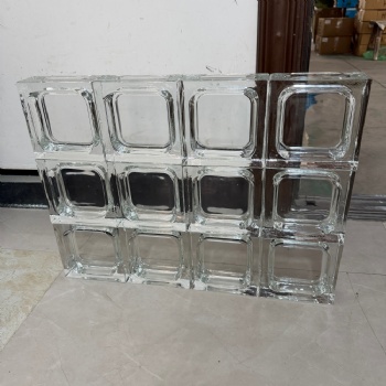 2026 New Solid Glass Brick 150x150x60mm Clear Color Painted for Decorative Wall Hotel Interiors High End Spaces Wholesale Retail