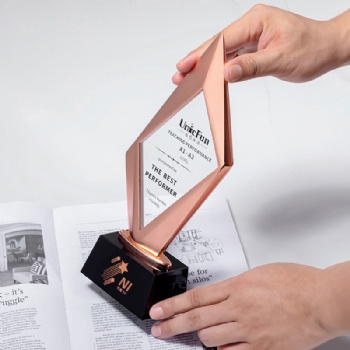 ADL Crystal Trophy Awards with Customized Logo Engraving Polished Fashion Trend Competition Crafts Gifts High-Quality