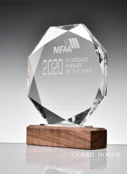 ADL Customized Awards Crystal Trophy Glass Award Wooden Base 10th Anniversary Custom Logo Love Theme Model Perfect Gift