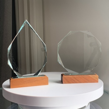 ADL Customized Awards Crystal Trophy Glass Award Wooden Base 10th Anniversary Custom Logo Love Theme Model Perfect Gift