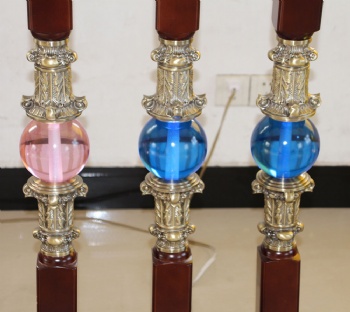 2020 new design crystal ball balusters with wood base