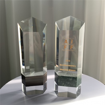 ADL High-Quality Pentagon Crystal Glass Trophy Awards with Stone Cheap Wholesale Trophy