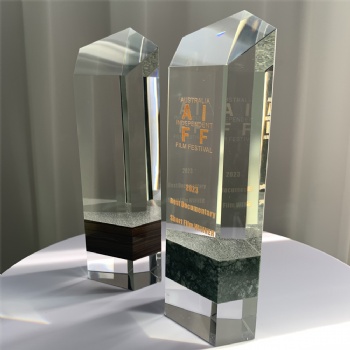 ADL High-Quality Pentagon Crystal Glass Trophy Awards with Stone Cheap Wholesale Trophy