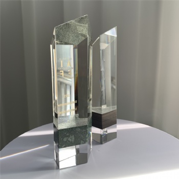 ADL High-Quality Pentagon Crystal Glass Trophy Awards with Stone Cheap Wholesale Trophy