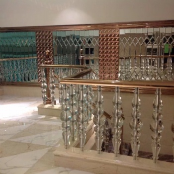 Crystal glass balusters for villa staircase